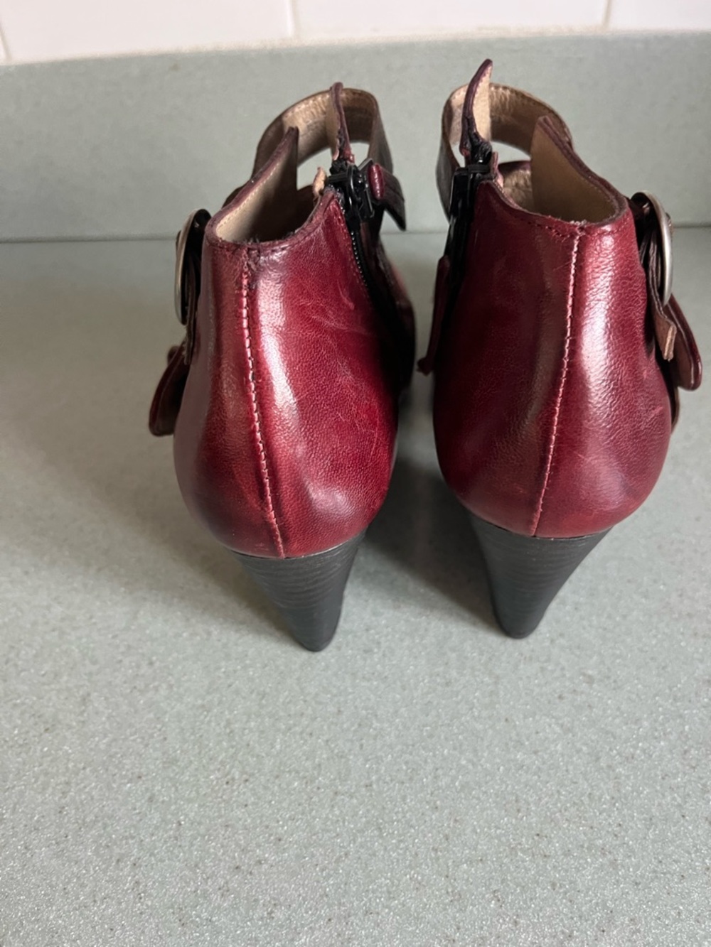 Miz Mooz Red Leather Buckle Cutout Ankle Booties Sz 6 NWOB - Picture 2 of 9